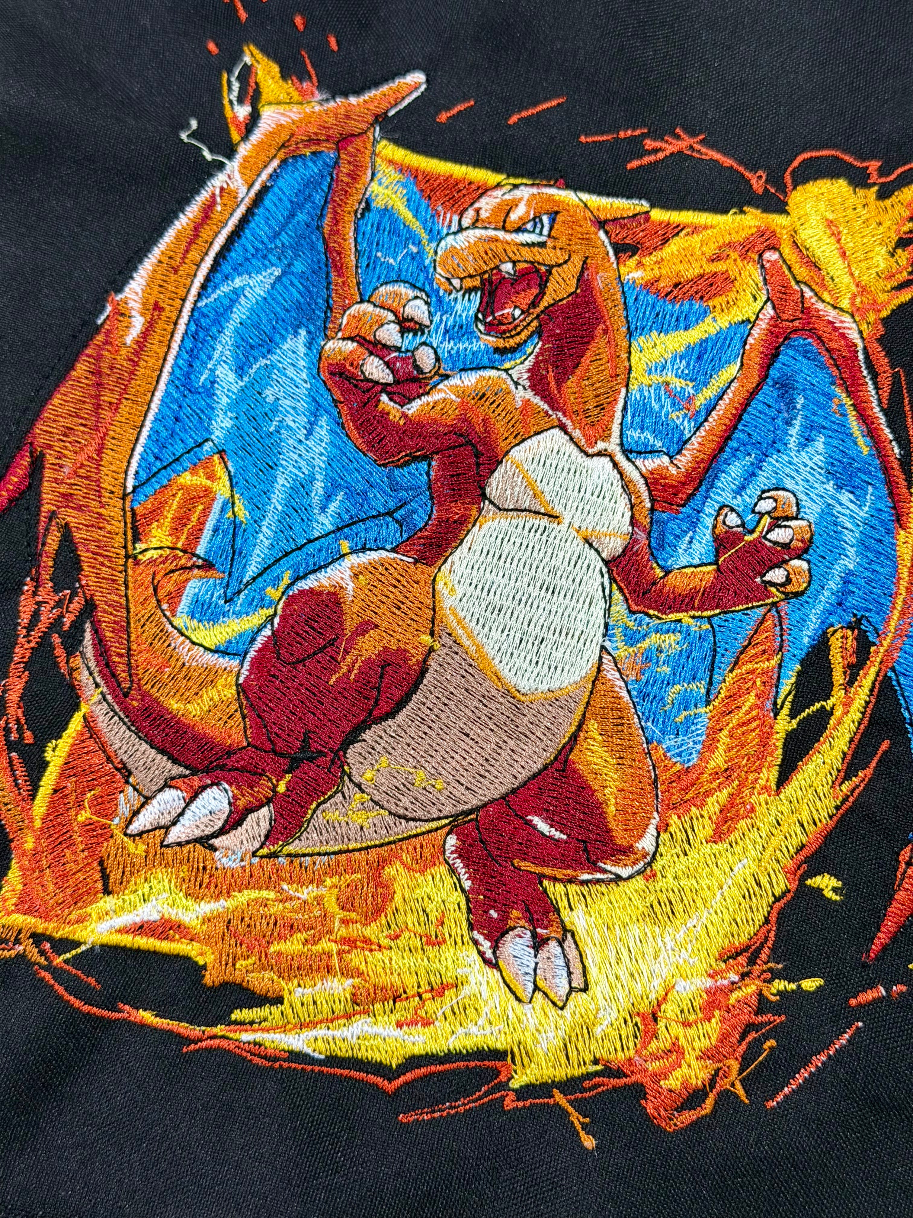 Camiseta Bordada | Charizard II